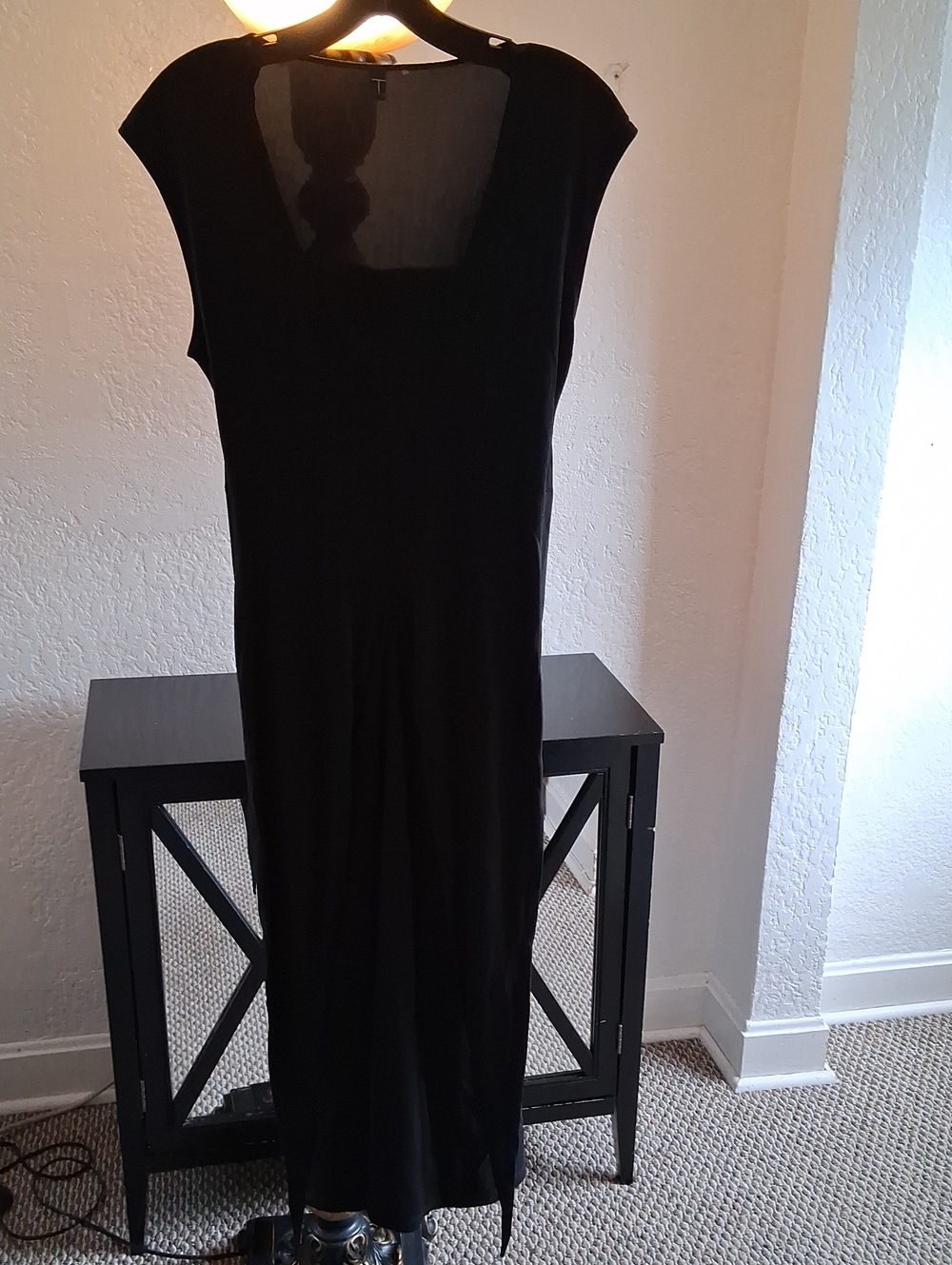 Tahari Black Cap-Sleeve Maxi Dress